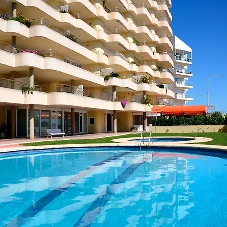 In Riells With Beachfront Views Appartement L' Escala
