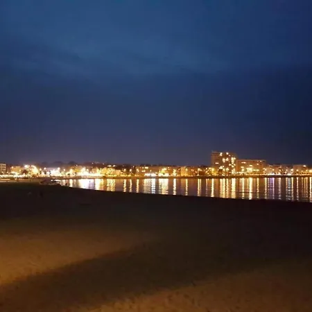 Appartement In Riells With Beachfront Views *