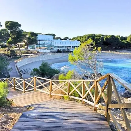 In Riells With Beachfront Views Appartement L' Escala